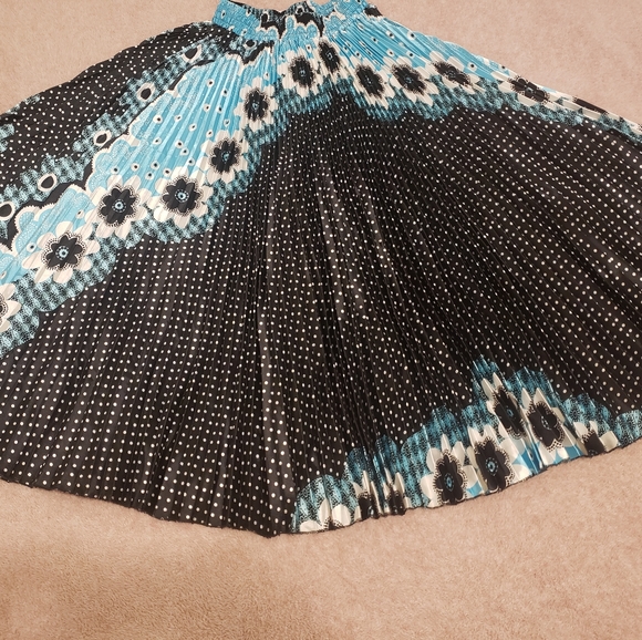 St. Laurent Italy Skirt - Picture 8 of 12